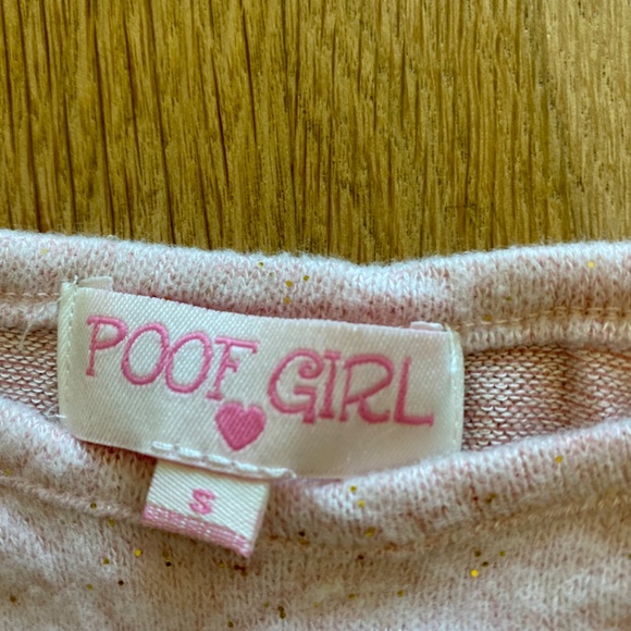 Pink sweater with penguin and antlers decal - Picture 3 of 3